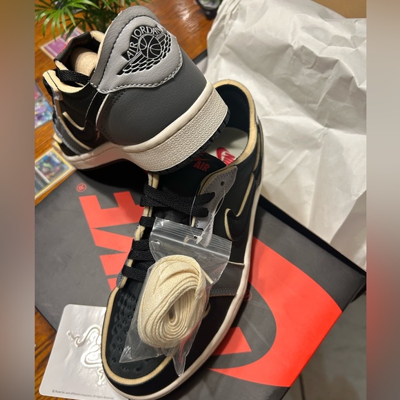 Nike Jordan 1 retro - Picture 3 of 6